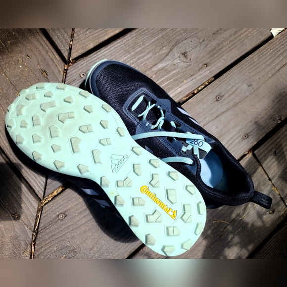 Adidas Terrex 260 mens walking/running shoes sz9 - Picture 4 of 5